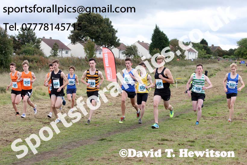 Mens under-17s Start Fitness North Eastern Harriers League, Wrekenton, Gateshead. Photo:  David T. Hewitson/Sports for All Pics
